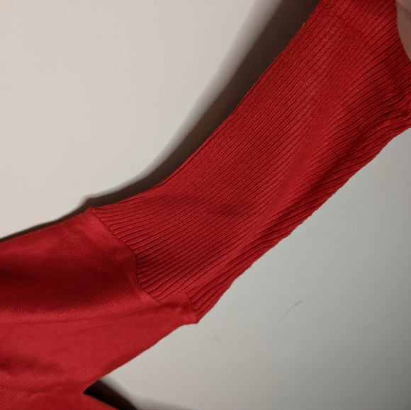 New Cashmere Sweater size Small - Picture 5 of 7